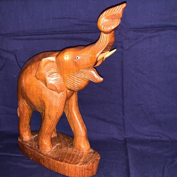 Elephant - Picture 3 of 7